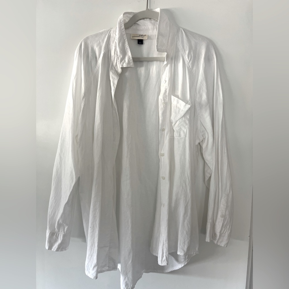 Universal Thread button up shirt